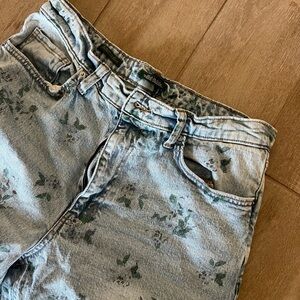 Wild Fable Floral Print Straight Leg Jean size 10